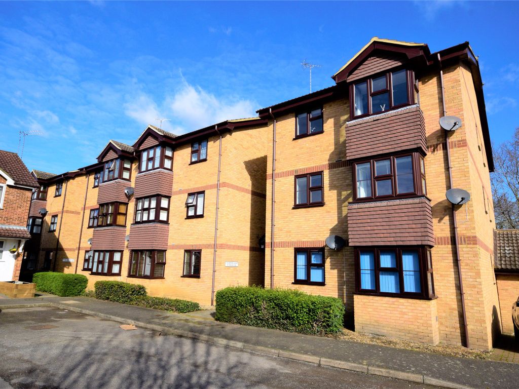 1 bed flat for sale in Barons Court, Whelan Way SM6 Zoopla