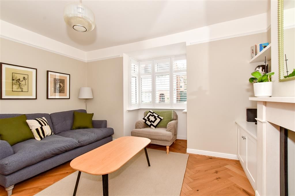 3 bed semidetached house for sale in Douglas Road, Tonbridge, Kent TN9