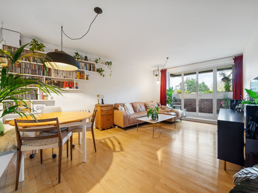 Salcombe Lodge, 1 Lissenden Gardens, London NW5  