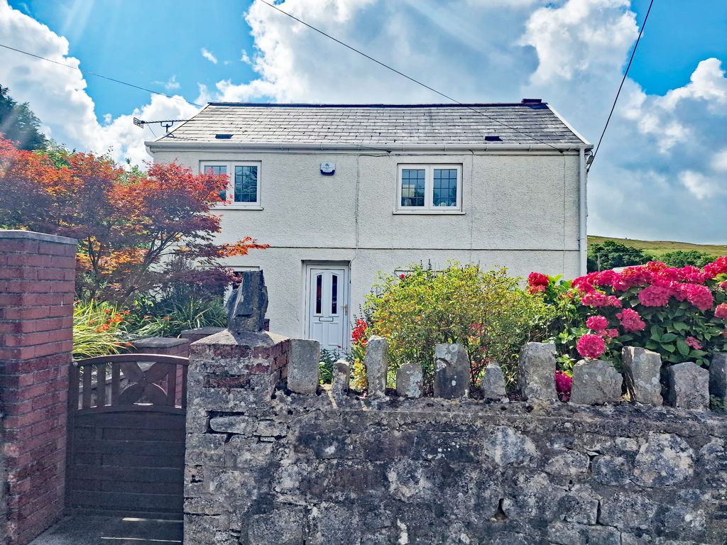 3 bed detached house for sale in Cwmgarw Road, Upper Brynamman