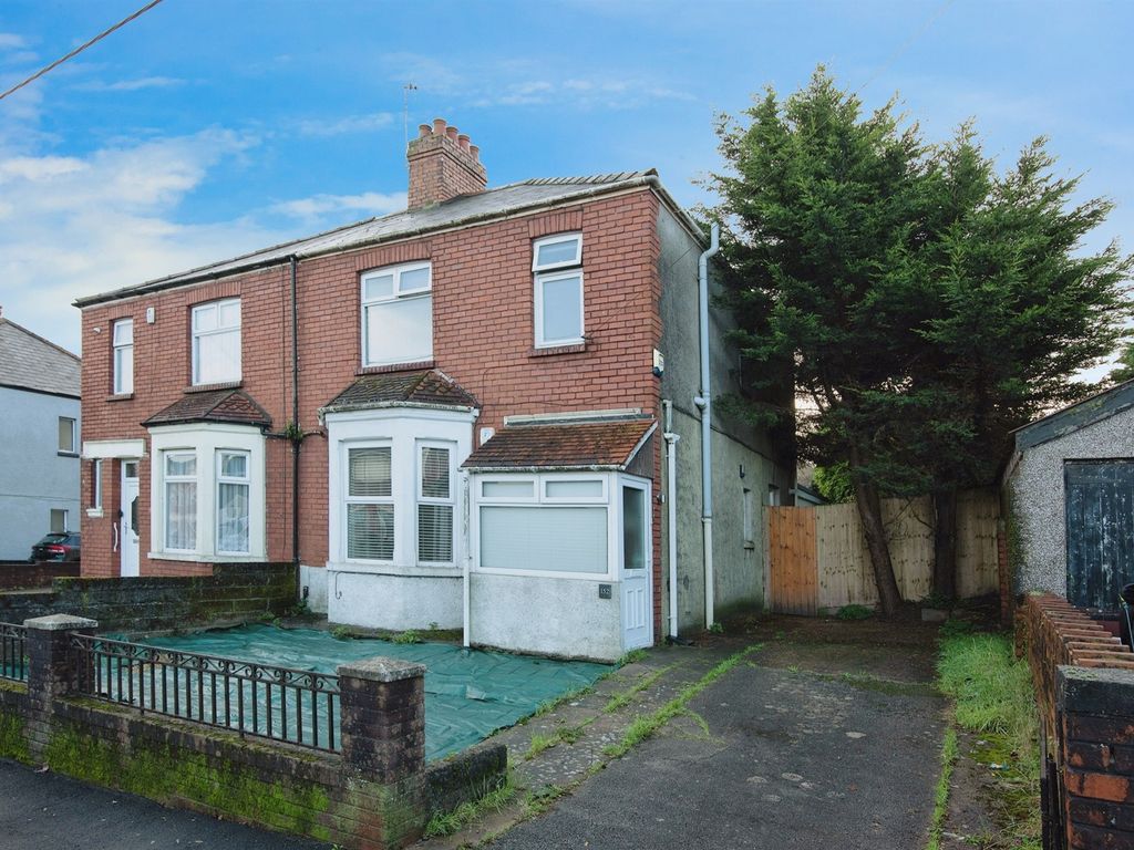 3 bed semidetached house for sale in Wentloog Road, Rumney, Cardiff