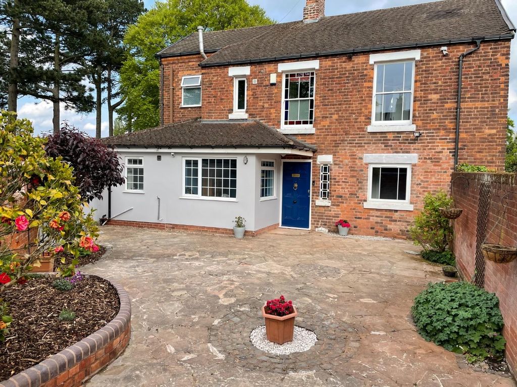 4 bed property for sale in Driffold, Sutton Coldfield B73 Zoopla