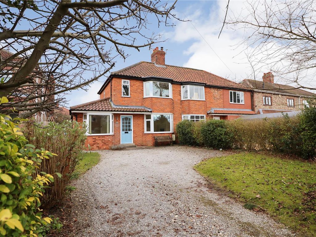 3 bed semidetached house for sale in Low Catton Road, Stamford Bridge