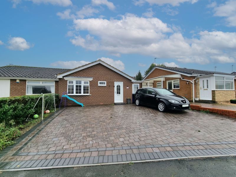 3 bed semidetached bungalow for sale in Gilmore Close, Chapel Park