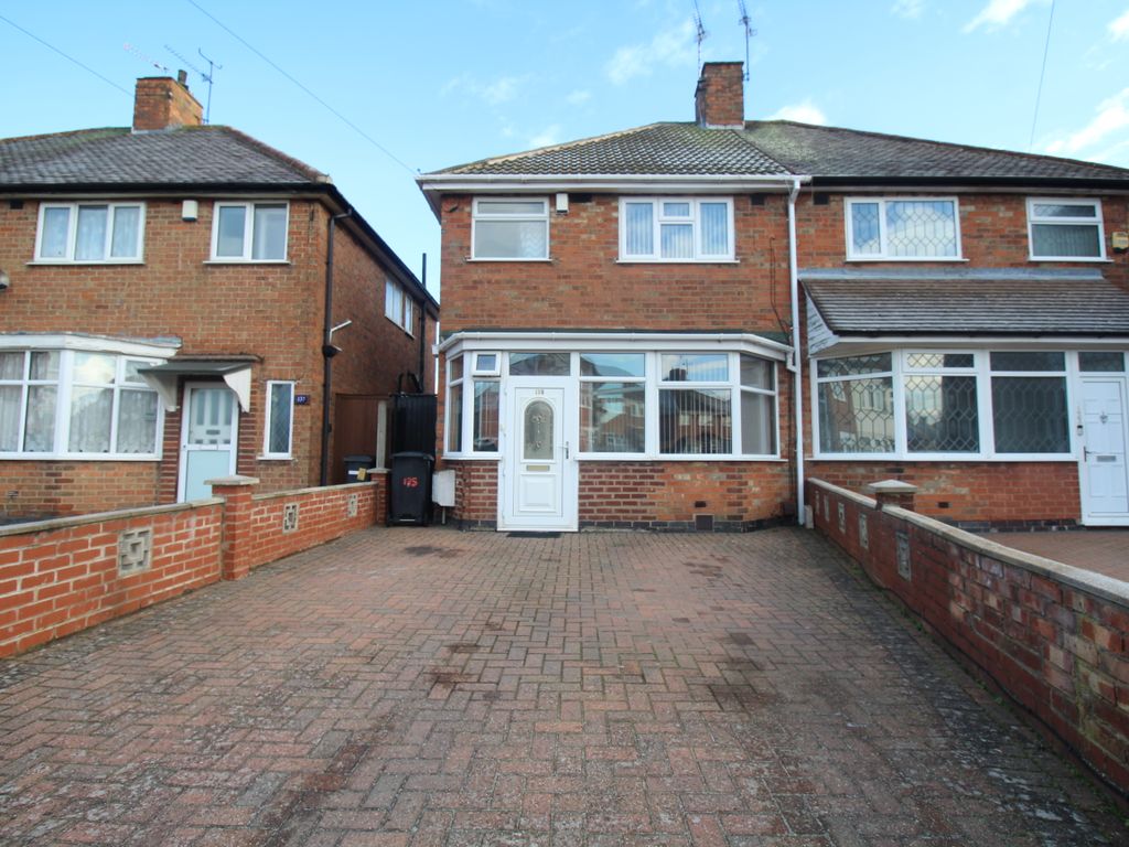 3 bed terraced house to rent in Averil Road, Leicester LE5, £975 pcm