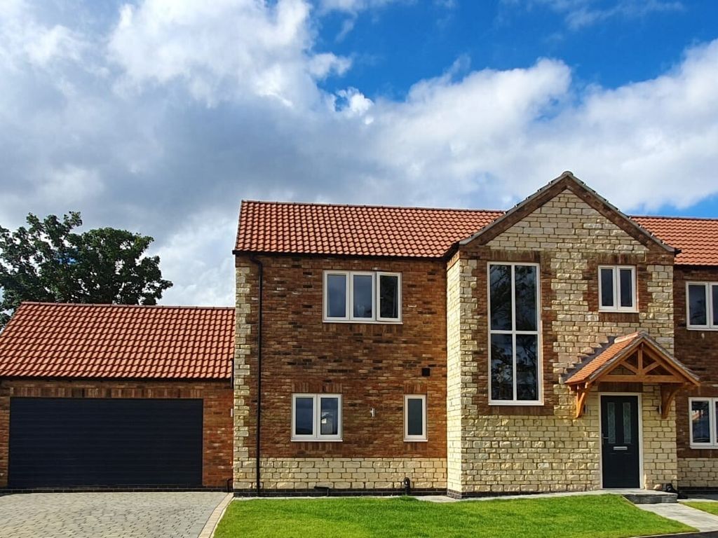 5 bed detached house for sale in Crickets Drive, Nettleham, Lincoln