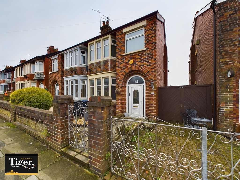 3 bed semidetached house for sale in Birchway Avenue, Blackpool FY3, £