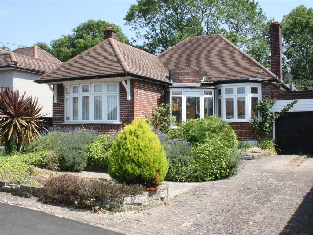 3 bed detached bungalow for sale in Highfield Drive, Ewell, Epsom KT19