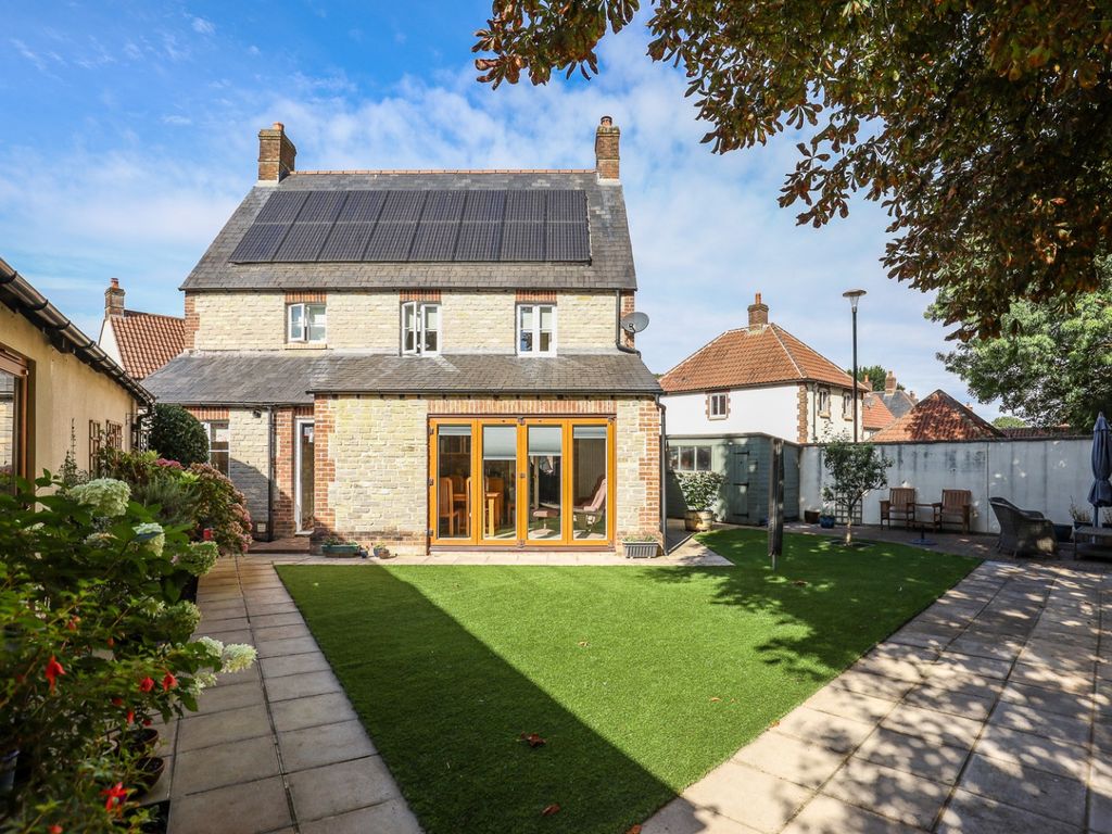 4 bed detached house for sale in Little Brooks Lane, Shepton Mallet BA4