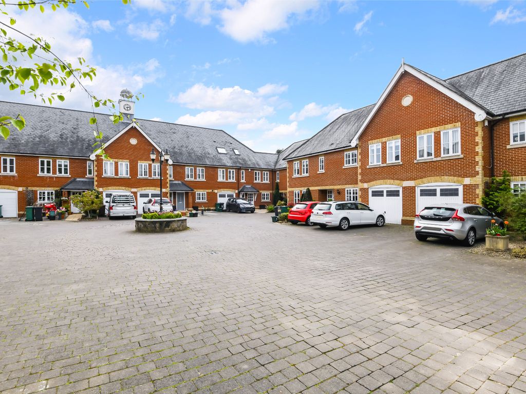 Albert Mews, Reed Drive, Redhill RH1  