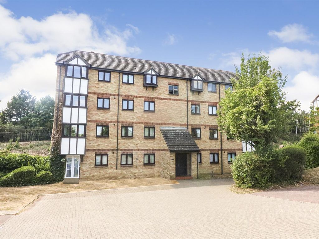 Kerr Close, Knebworth, Herts SG3  
