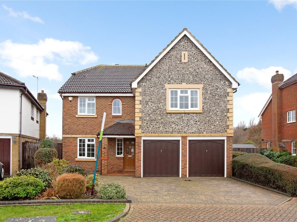 5 bed detached house for sale in Clayton Mead, Godstone RH9 Zoopla