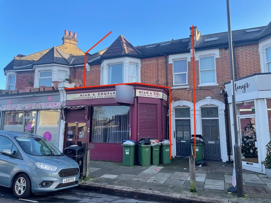 Block of flats for sale in Well Hall Parade, London SE9, £530,000 Zoopla