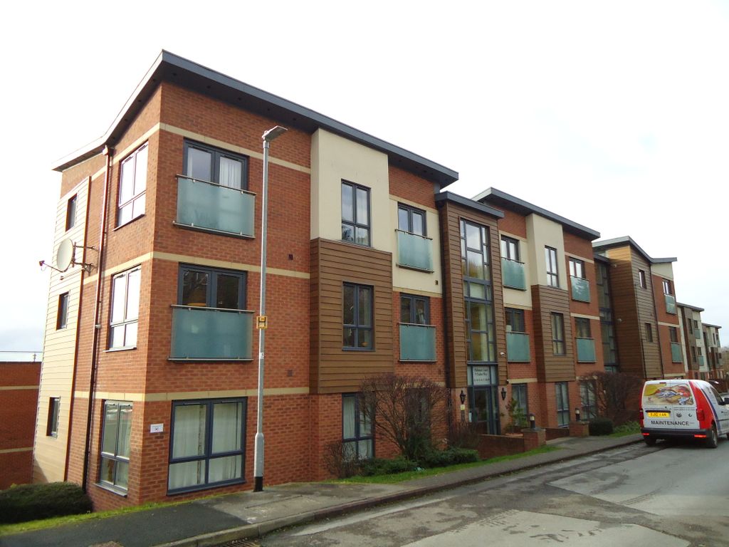 2 bed flat to rent in Pullman Court, Beeston LS11 Zoopla