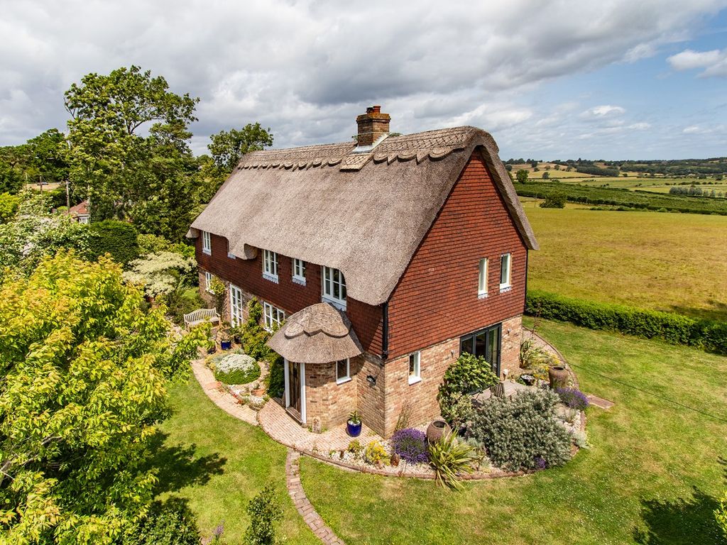 4 bed detached house for sale in Broad Street, Icklesham, Winchelsea TN36, £875,000 Zoopla