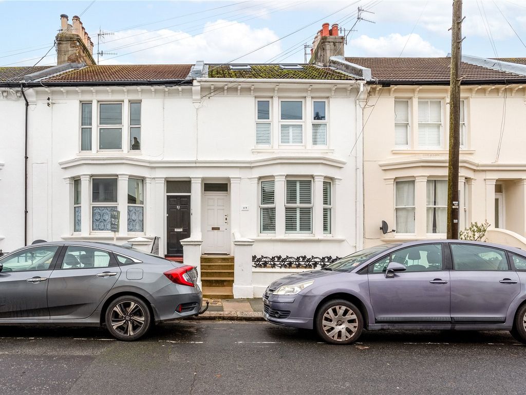 1 bed flat to rent in Goldstone Road, Hove, East Sussex BN3, £1,350 pcm
