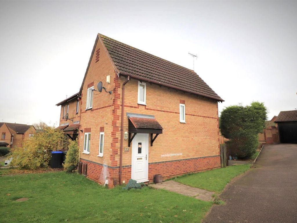 2 bed end terrace house for sale in Braemar Crescent, East Hunsbury