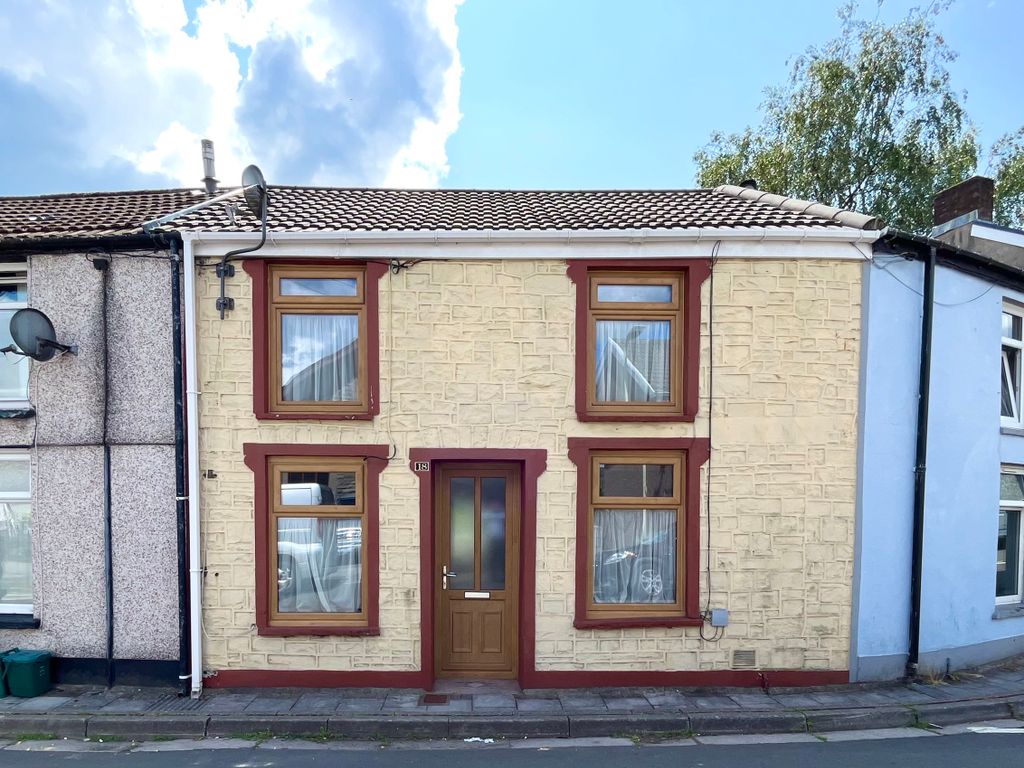 3 bed terraced house for sale in Mount Pleasant Street, Trecynon