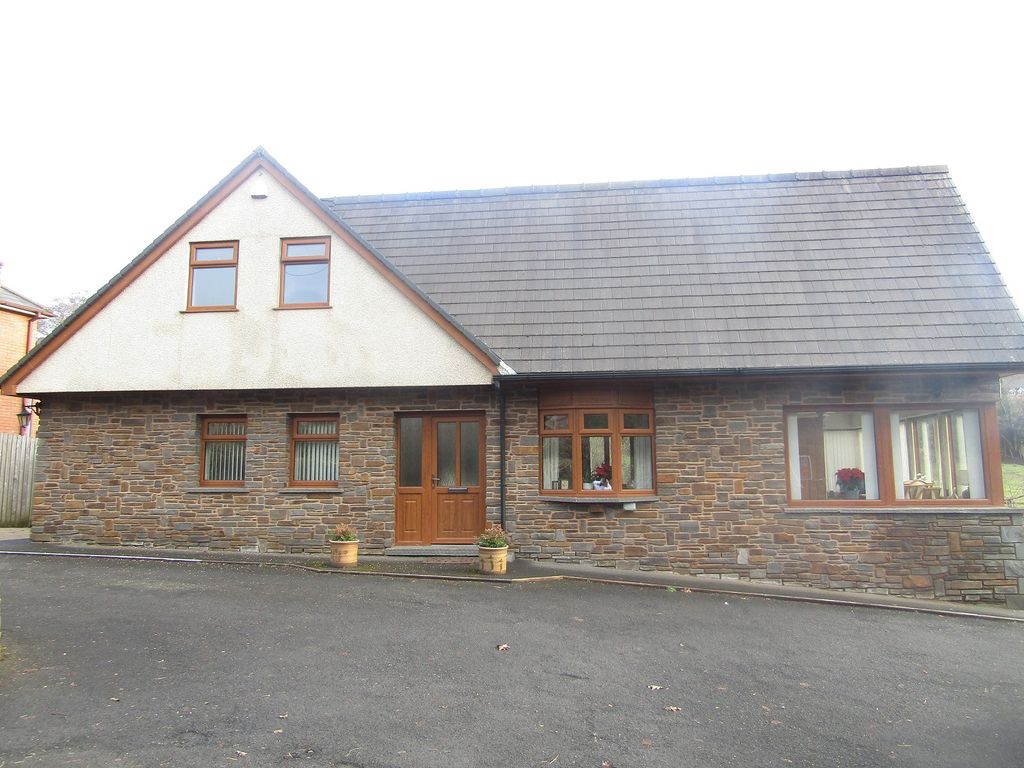 4 bed detached house for sale in 50 Derwen Road, Alltwen, Pontardawe