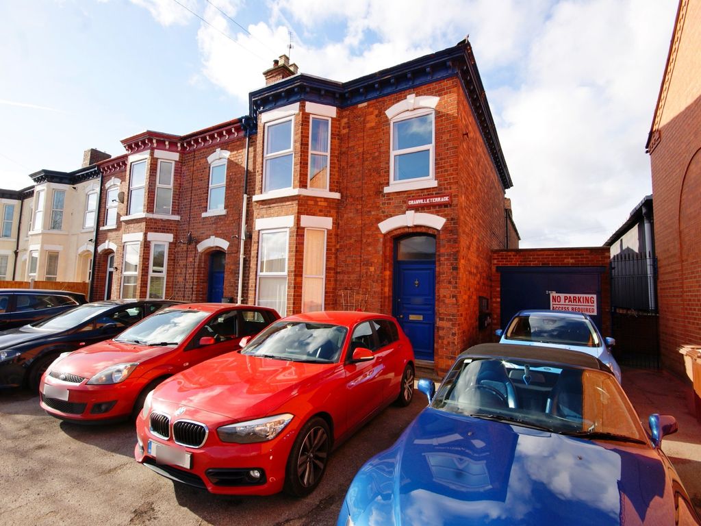 3 bed flat to rent in Newark Road, Lincoln LN5 Zoopla