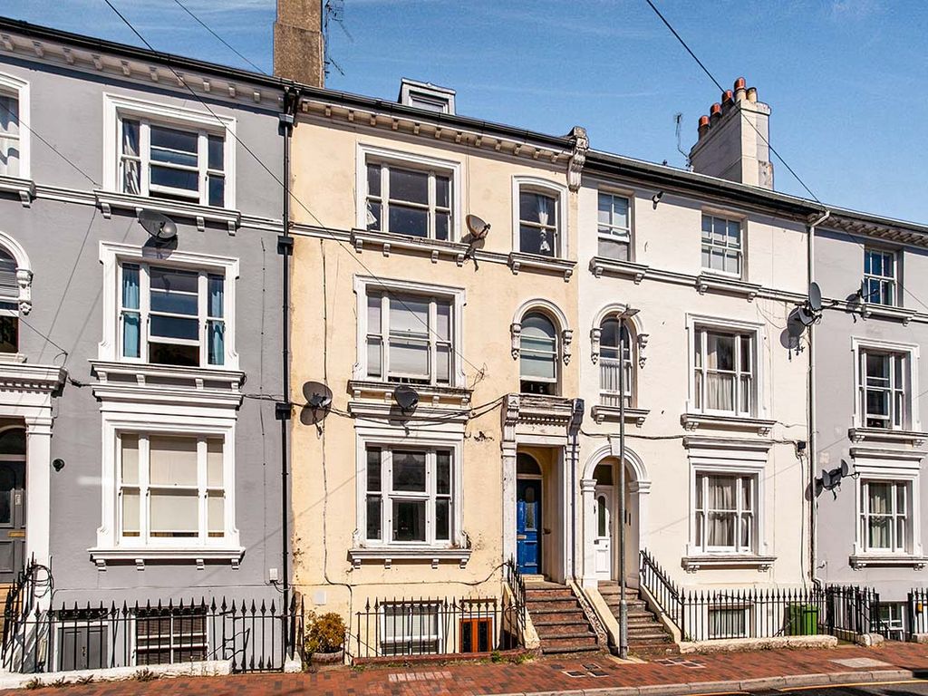 2 bed flat for sale in Dudley Road, Tunbridge Wells TN1 Zoopla