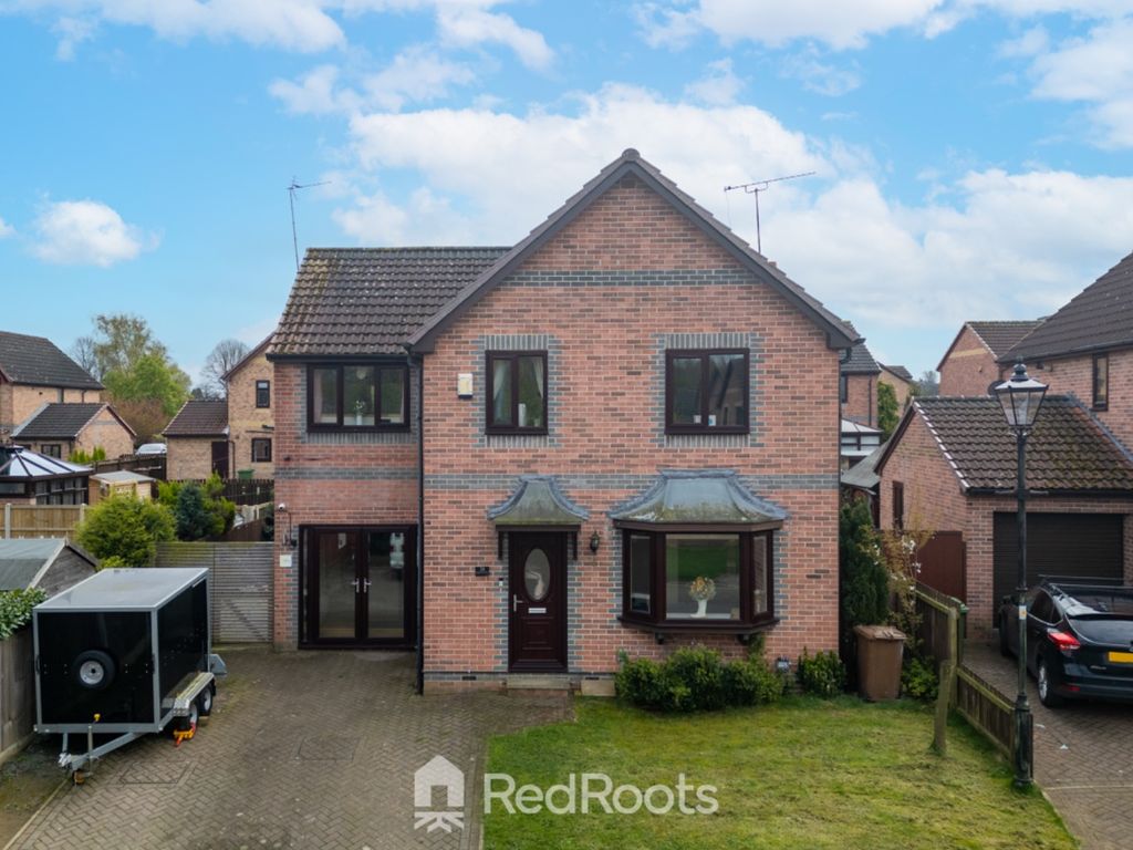 4 bed detached house for sale in Hague Park Drive, South Kirkby