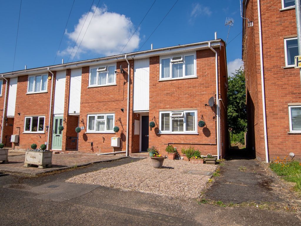 2 bed terraced house for sale in Trelawney Close, Worcester, Worcestershire WR2, £240,000 Zoopla