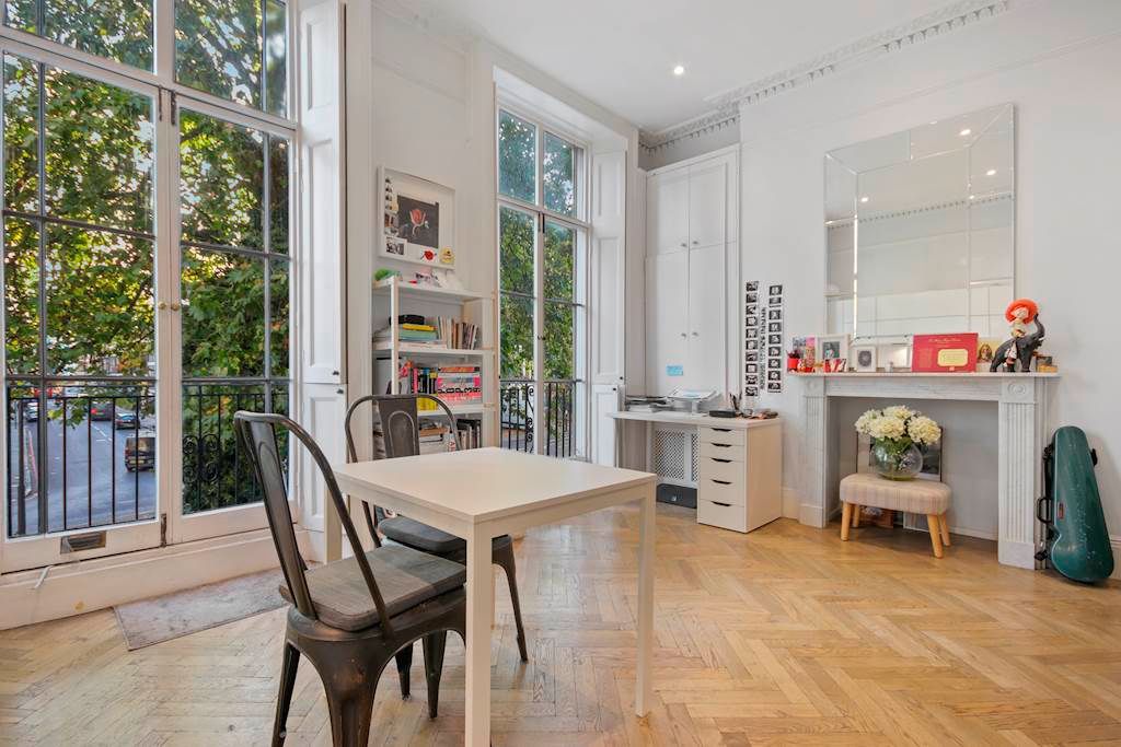 327 City Road, Islington, London EC1V  