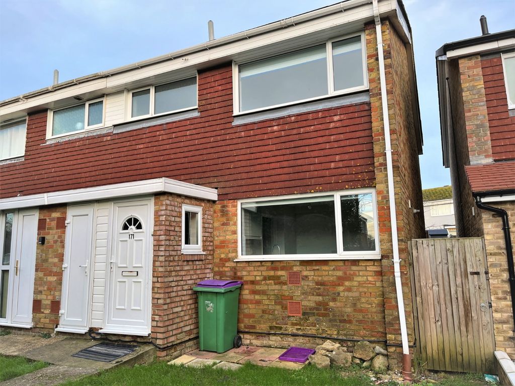 3 bed terraced house for sale in Lynwood, Folkestone, Kent CT19 Zoopla