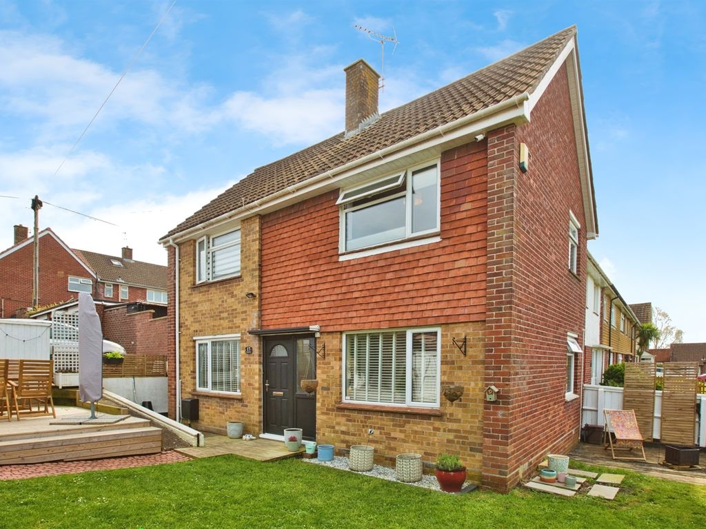 3 bed end terrace house for sale in Netherton Road, Yeovil BA21, £