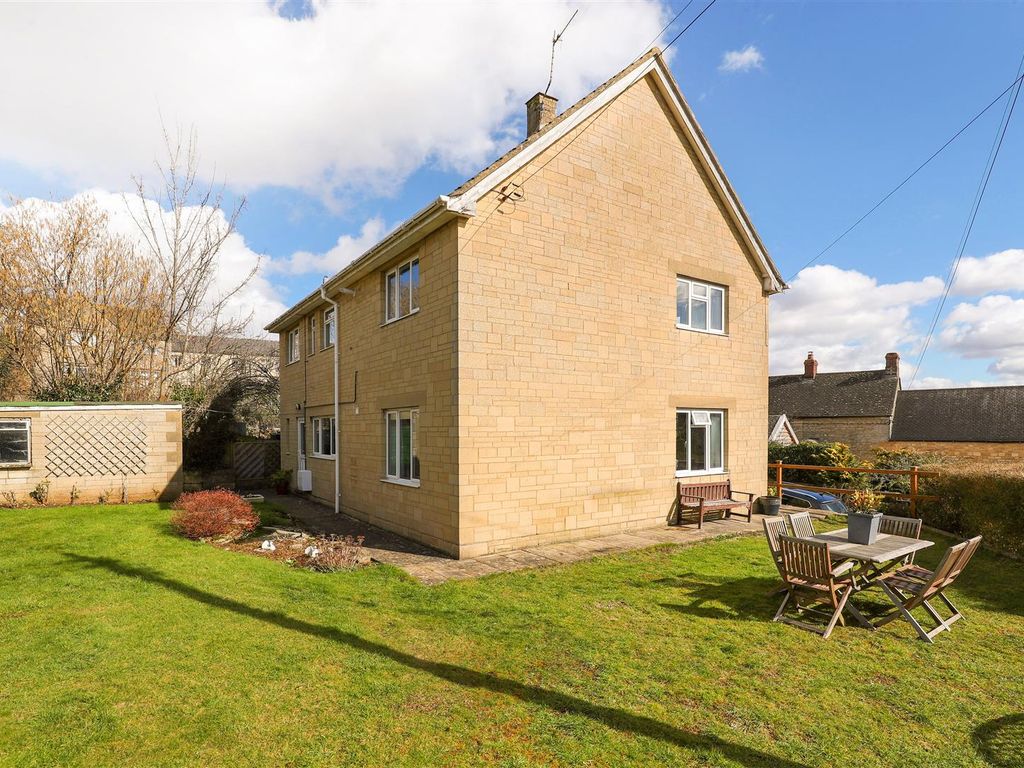4 bed detached house for sale in Randalls Green, Chalford Hill, Stroud