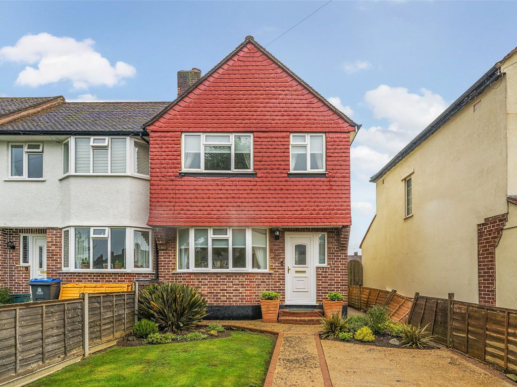 3 bed end terrace house for sale in Pembury Avenue, Worcester Park KT4