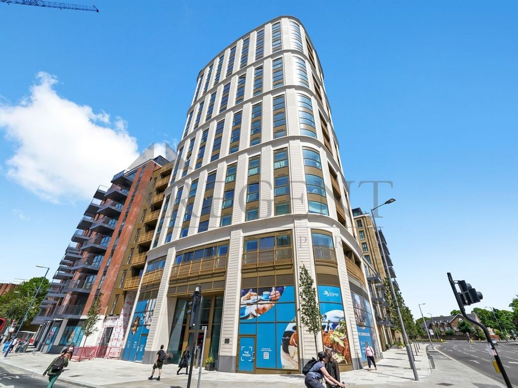 2 bed flat to rent in Tryon House, Brook Street KT1 Zoopla