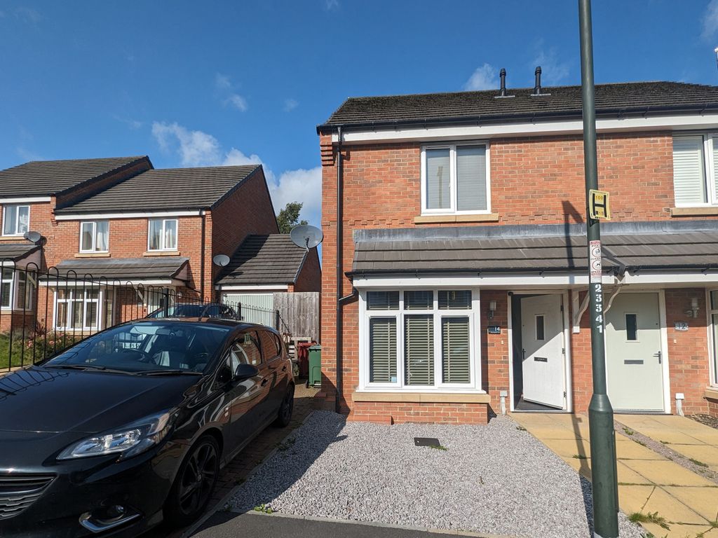 2 bed semidetached house for sale in Avenue, New Houghton