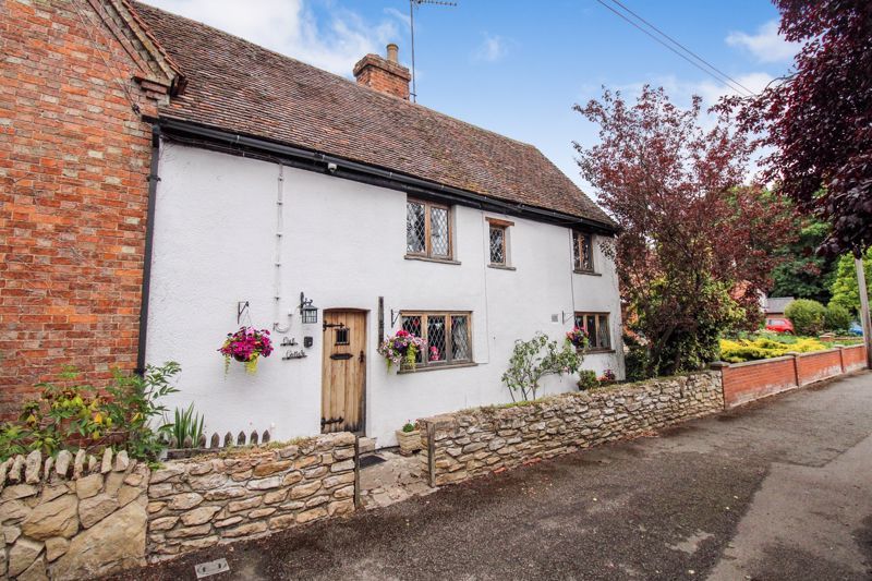 3 bed semidetached house for sale in Church Walk, Kempston, Bedford