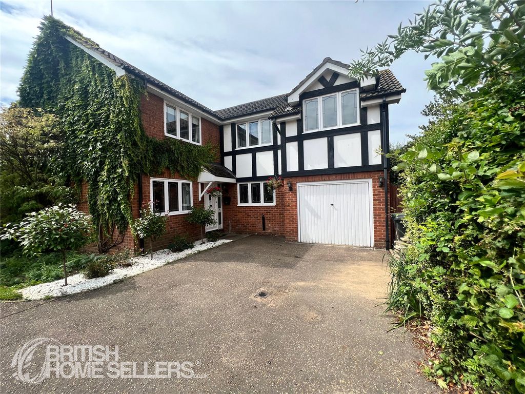 4 bed detached house for sale in Peregrine Road, Waltham Abbey, Essex