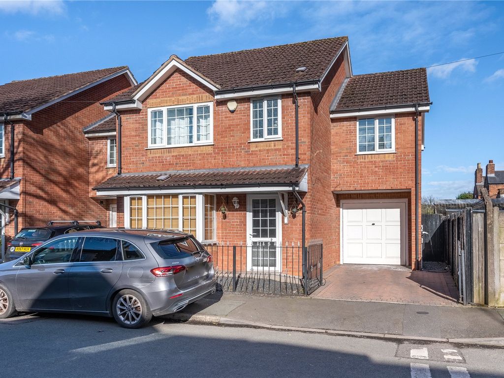 4 bed detached house for sale in Victoria Road, Wednesfield