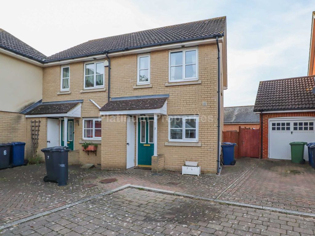 2 bed semidetached house to rent in Wattle Close, Cambourne CB23, £