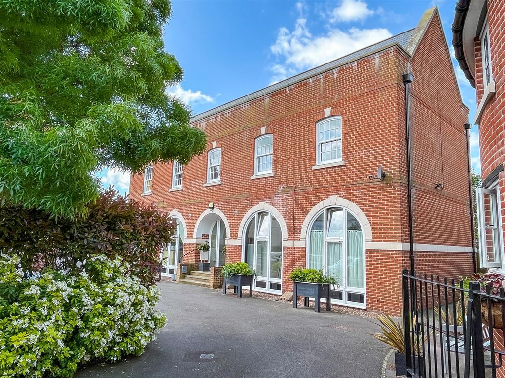 2 bed flat for sale in Brydian Mews, West Street, Bridport DT6 Zoopla