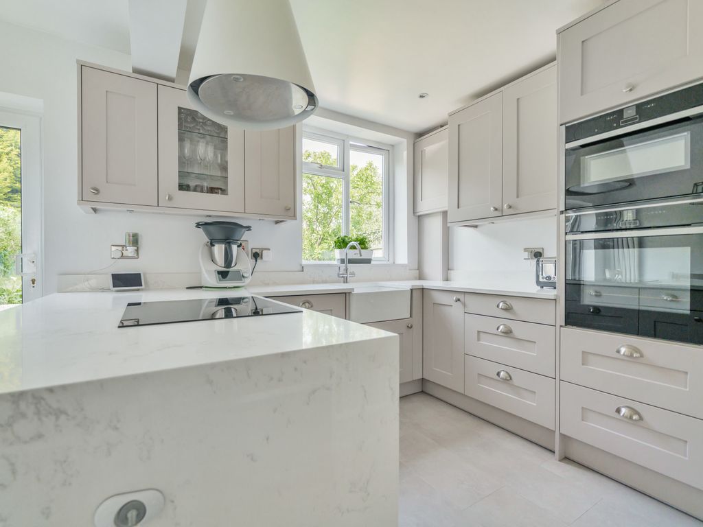 3 bed semidetached house for sale in Fairhaven Road, Redhill, Surrey