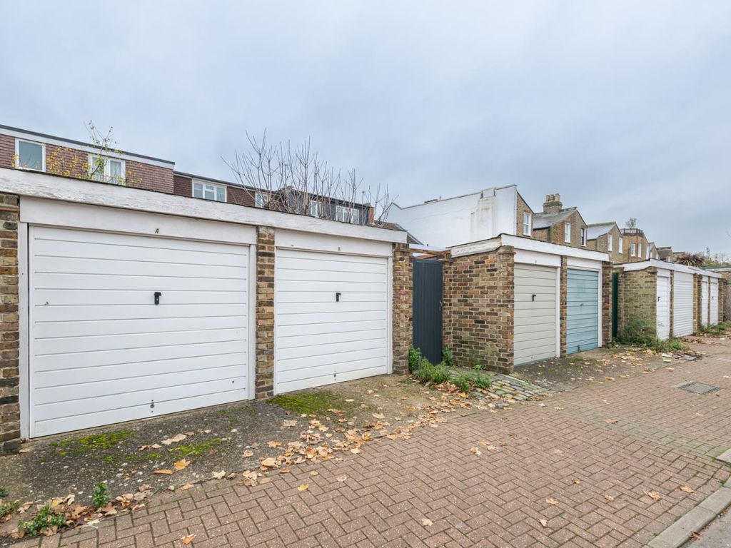 Parking/garage for sale in Marney Road, London SW11, £50,000 Zoopla