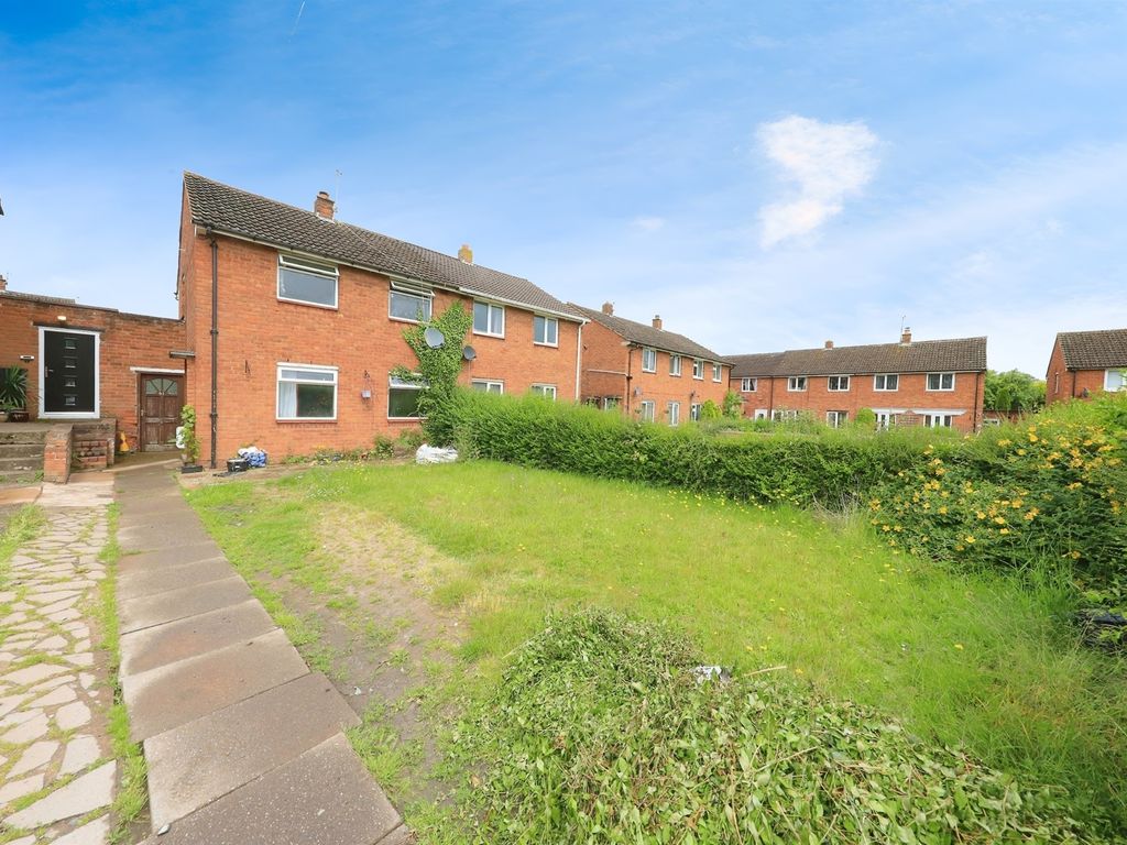 3 bed semidetached house for sale in Hermitage Way, StourportOn