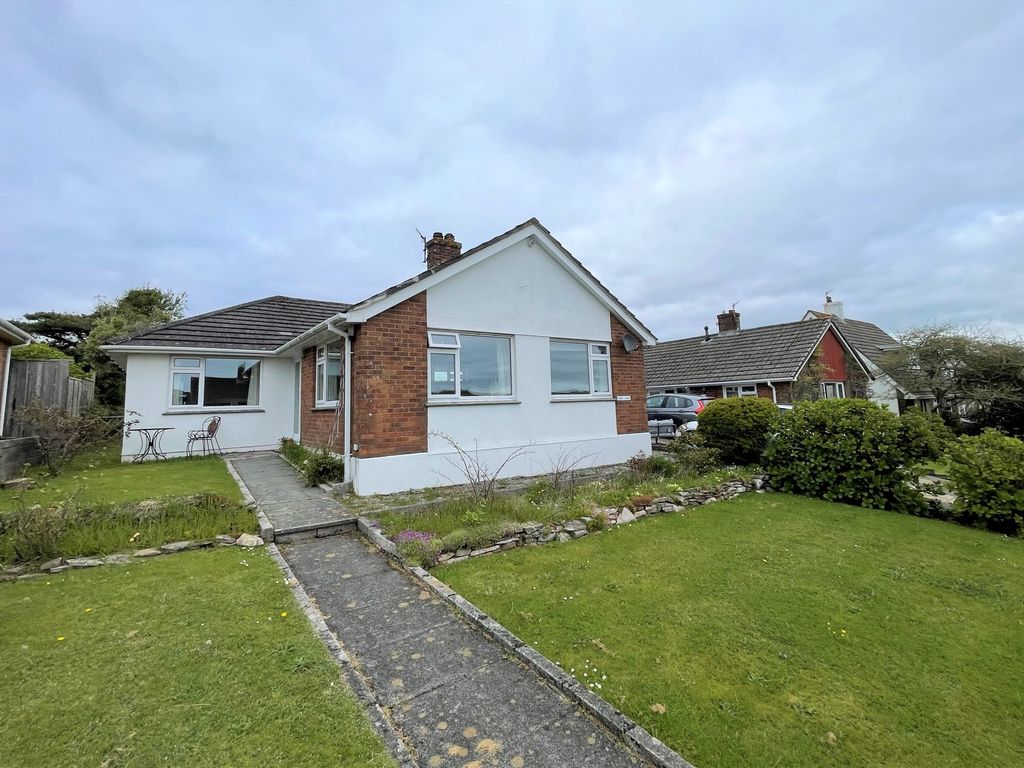 3 bed detached bungalow to rent in The Fairway, Newton Ferrers