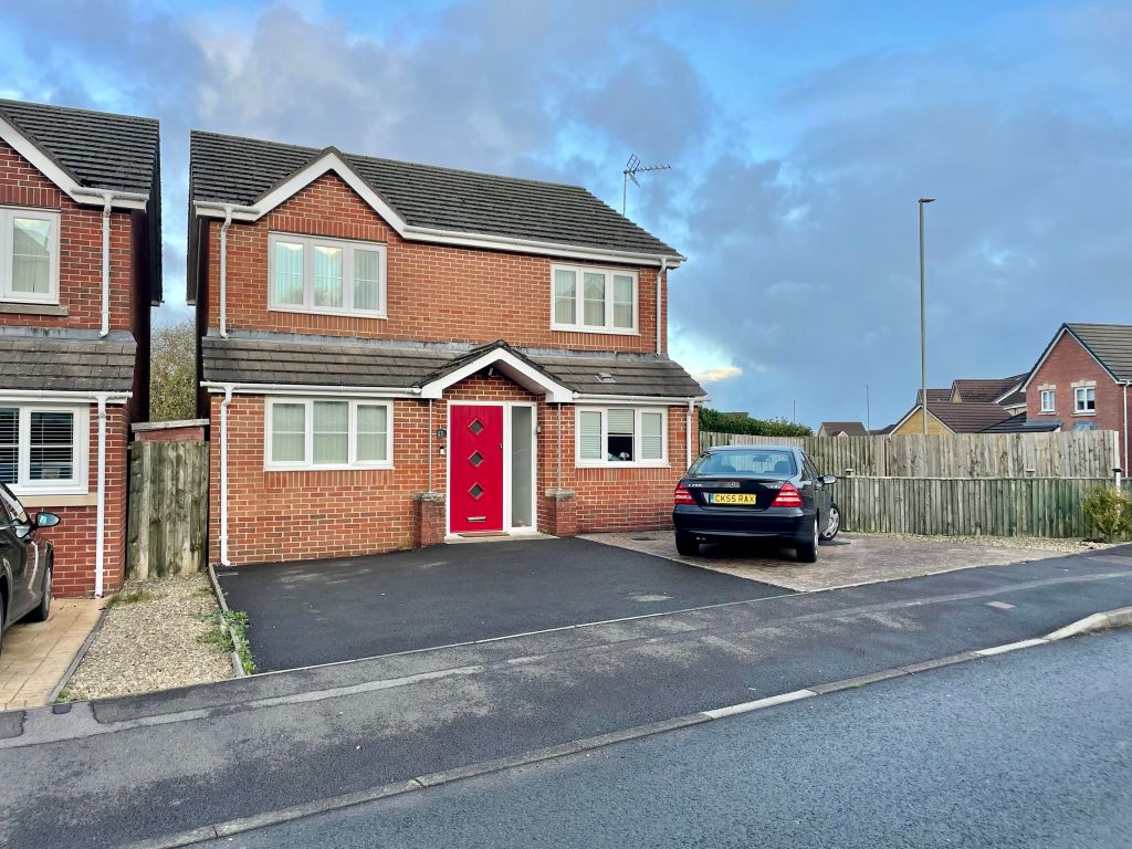 4 bed detached house for sale in Sword Hill, Caerphilly CF83 Zoopla