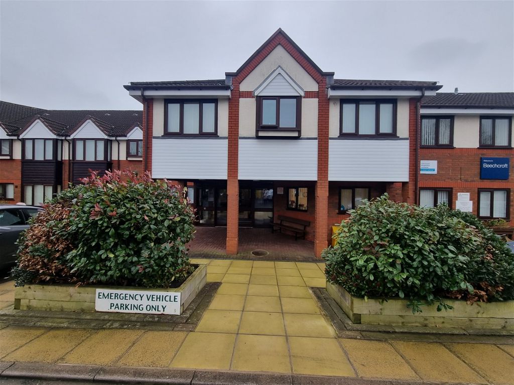 2 bed flat for sale in Stafford Moreton Way, Maghull, Liverpool L31, £