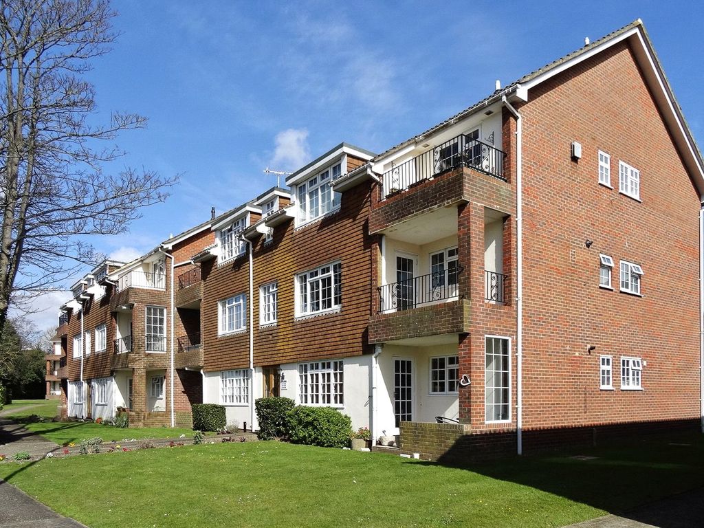 2 bed flat for sale in Lamorna Grove, Worthing, West Sussex BN14 Zoopla