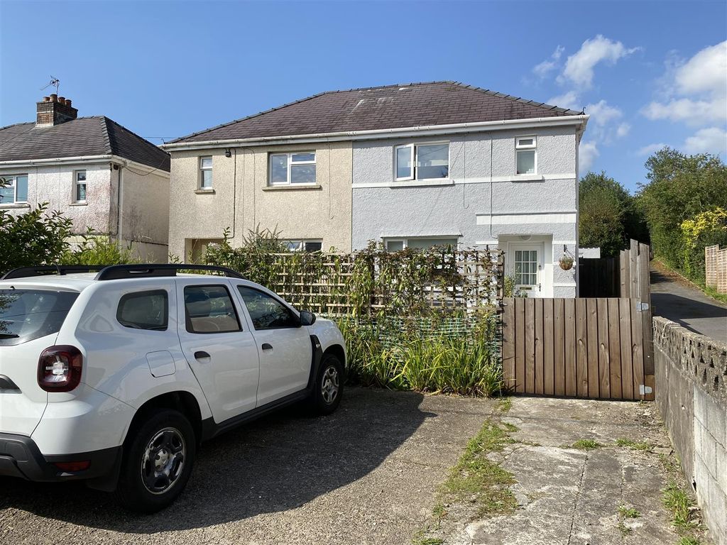 3 bed semidetached house for sale in Cwmgarw Road, Upper Brynamman