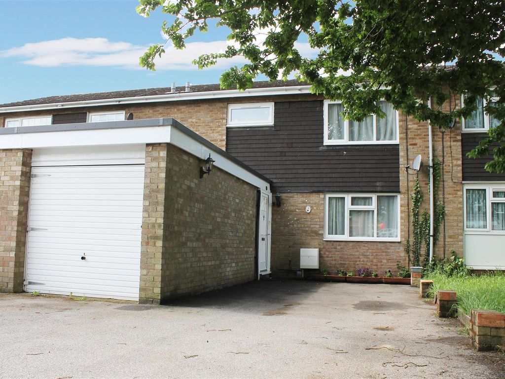 3 bed terraced house to rent in Booker, High Close To Grammar Schools HP12, £1,500 pcm