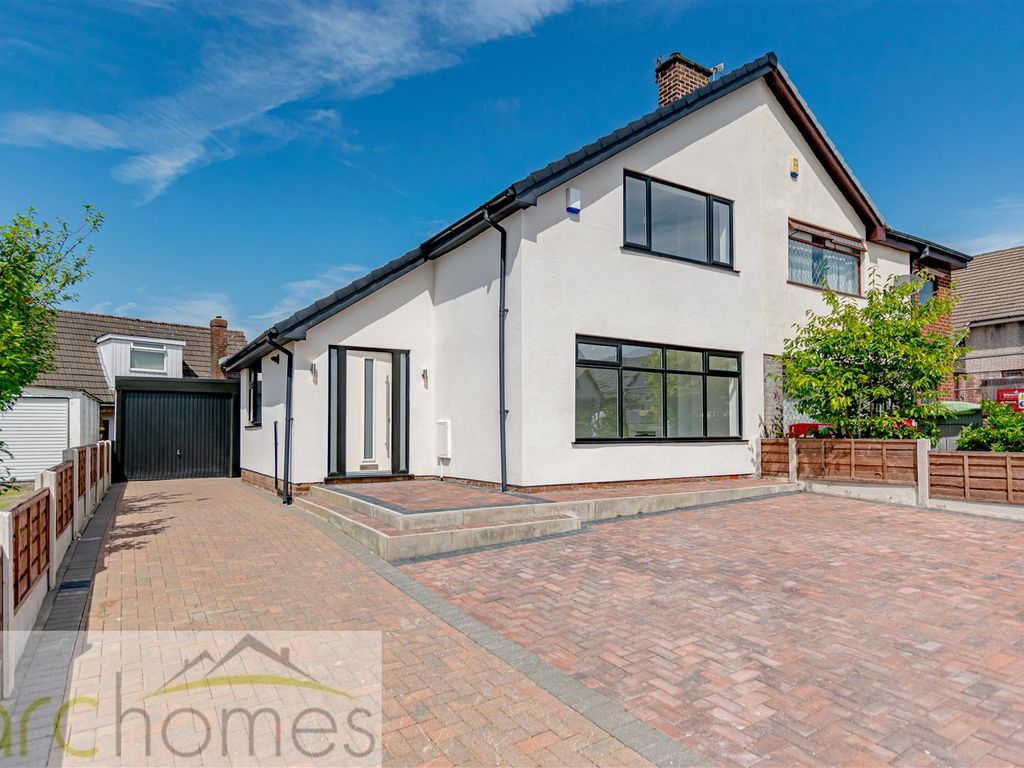 3 bed semidetached house for sale in Southover, Westhoughton, Bolton