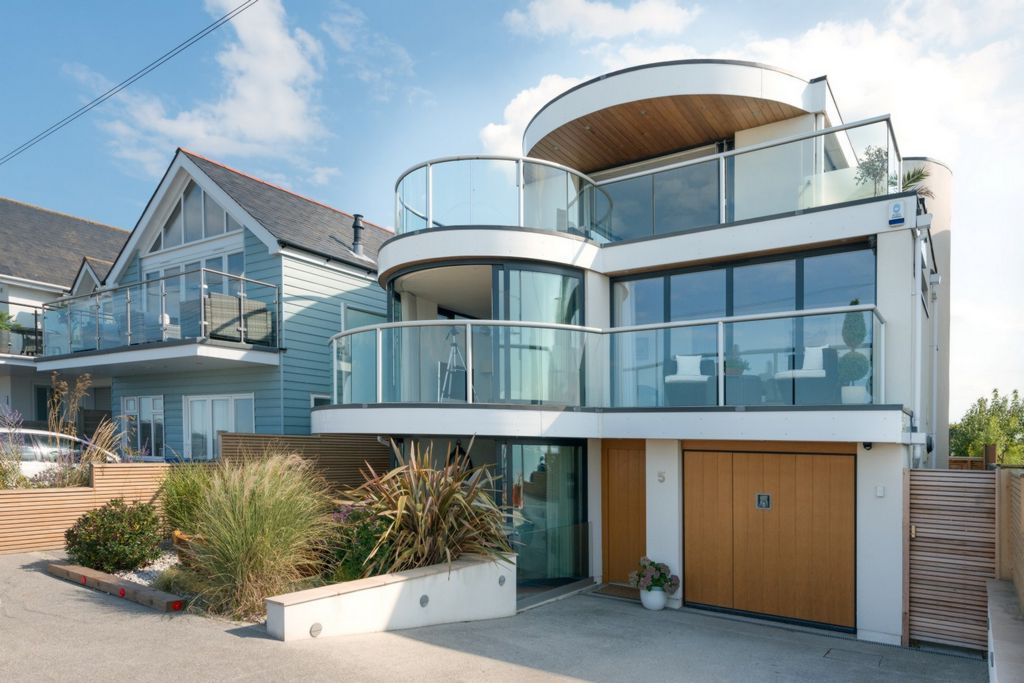 4 bed detached house for sale in Preston Parade, Whitstable CT5 Zoopla